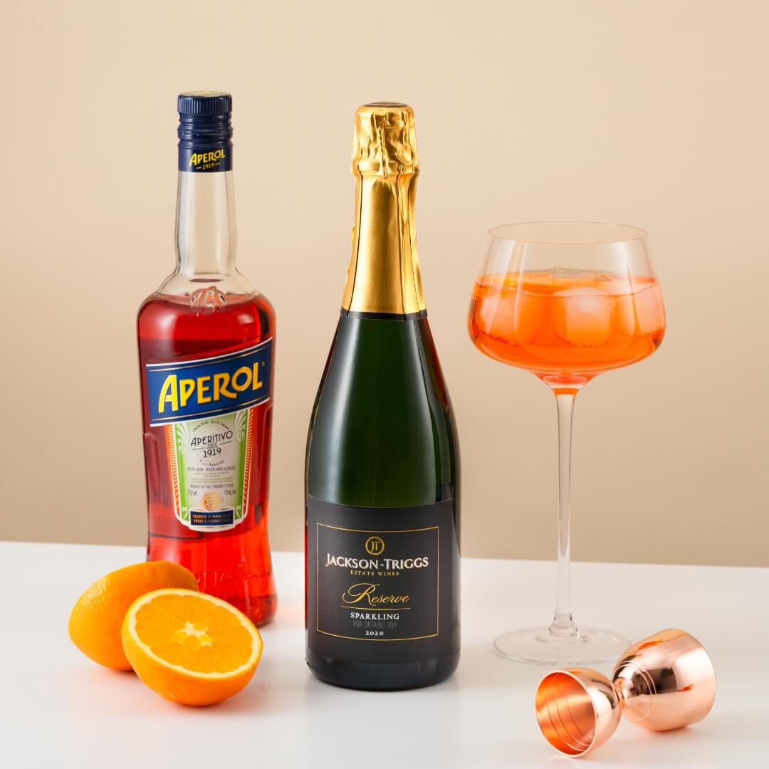 https://www.winerack.com/globalassets/wine-rack/recipes/spring-spritz-a.jpg